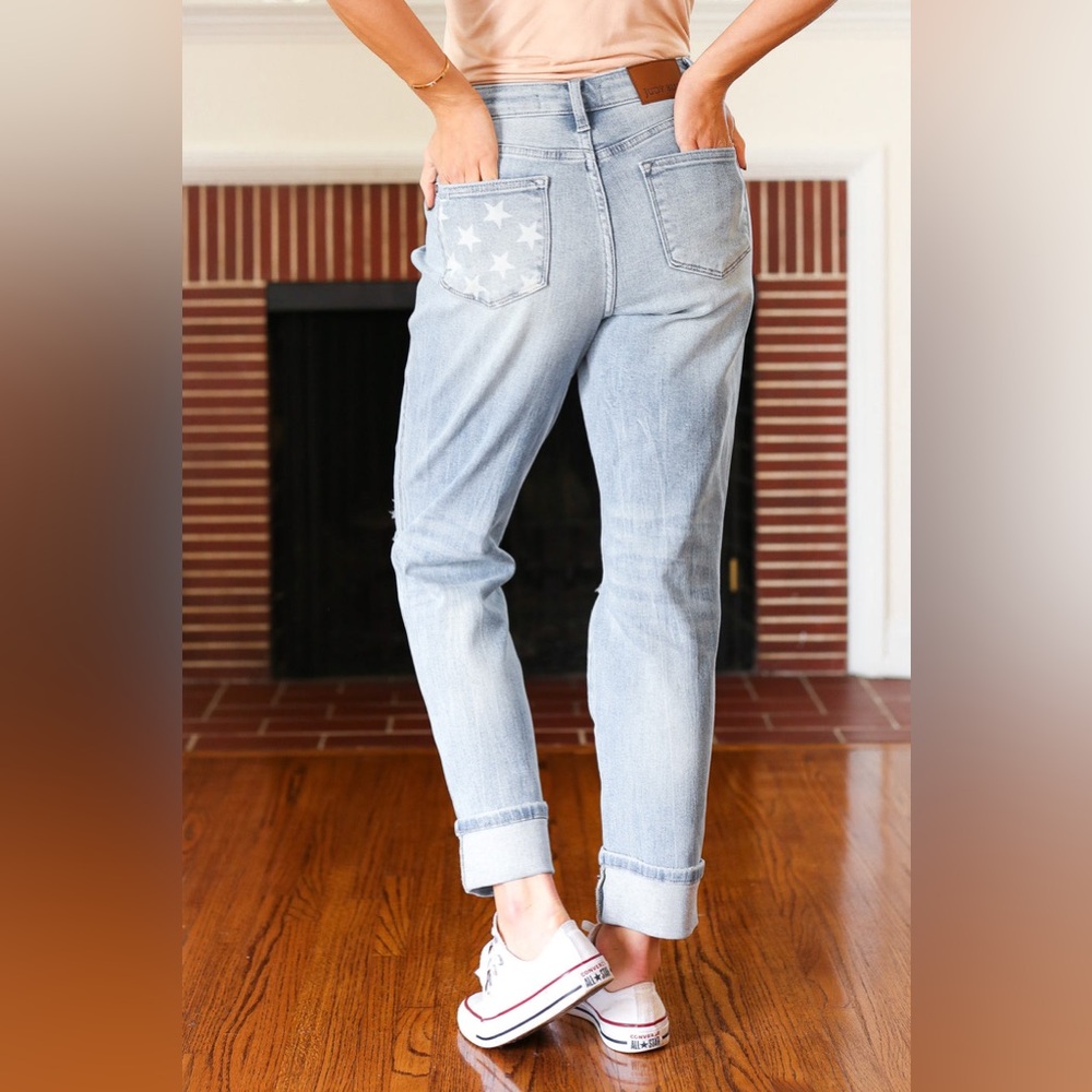 Judy Blue Light Wash Star Pocket Boyfriend Jeans Size 22W, new no tags